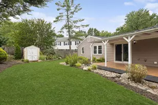 4133 Point Hollow Ln, Fairfax, VA 22033 - Photo 5
