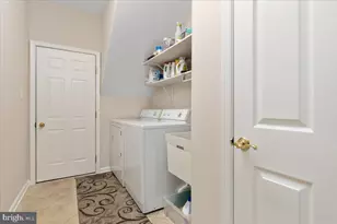1501 Judd Ct, Herndon, VA 20170 - Photo 17