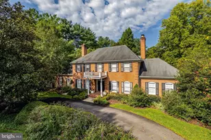 216 River Park Dr, Great Falls, VA 22066 - Photo 3