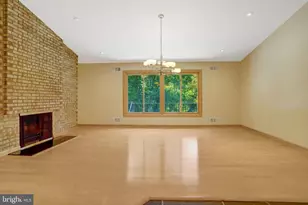 6030 Berwynd Rd, Fairfax, VA 22030 - Photo 3