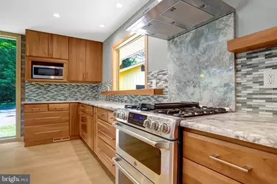 6030 Berwynd Road, Fairfax, VA 22030 - Photo 17