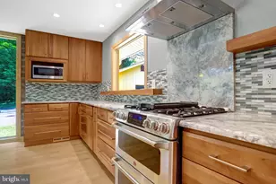 6030 Berwynd Rd, Fairfax, VA 22030 - Photo 17