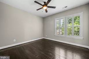 8404 Stonewall Dr, Vienna, VA 22180 - Photo 45