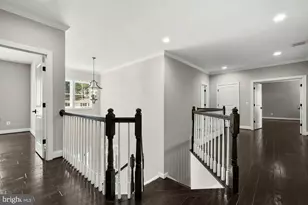 8404 Stonewall Dr, Vienna, VA 22180 - Photo 29