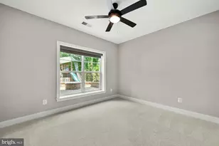 8404 Stonewall Dr, Vienna, VA 22180 - Photo 59