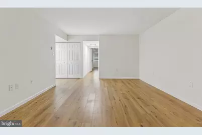 1554 Northgate Square #APT 1A, Reston, VA 20190 - Photo 3
