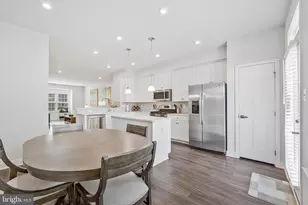 2736 Velocity Rd, Herndon, VA 20171 - Photo 9