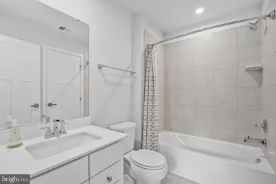 2736 Velocity Road, Herndon, VA 20171 - Photo 37