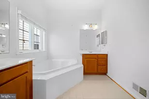 8303 Allerdale Ct, Lorton, VA 22079 - Photo 35