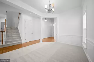 8303 Allerdale Ct, Lorton, VA 22079 - Photo 9