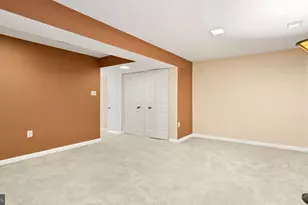 4453 Holly Ave, Fairfax, VA 22030 - Photo 37