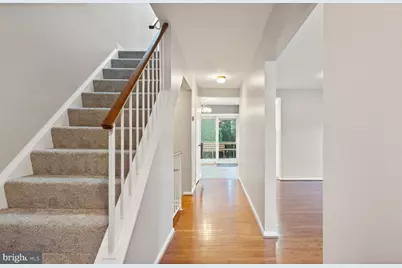 4453 Holly Avenue, Fairfax, VA 22030 - Photo 5
