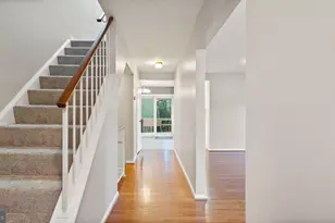 4453 Holly Ave, Fairfax, VA 22030 - Photo 5