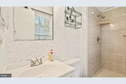 4453 Holly Avenue, Fairfax, VA 22030 - Photo 23