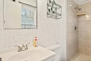 4453 Holly Ave, Fairfax, VA 22030 - Photo 23
