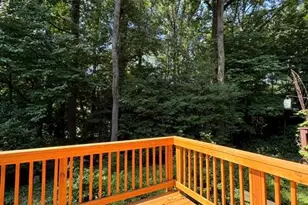 2071 Golf Course Dr, Reston, VA 20191 - Photo 15