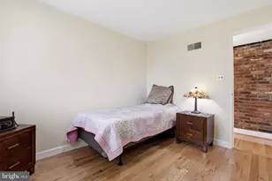 6811 Valley Brook Dr, Falls Church, VA 22042 - Photo 23