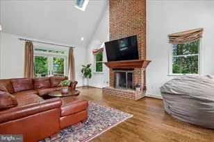 1904 Mason Hill Dr, Alexandria, VA 22307 - Photo 17