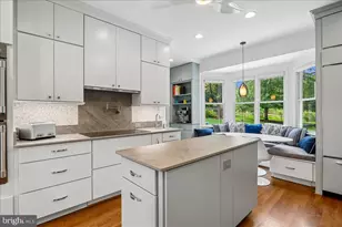 1904 Mason Hill Dr, Alexandria, VA 22307 - Photo 11