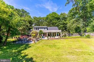 518 Goldsmith Ln, Great Falls, VA 22066 - Photo 19