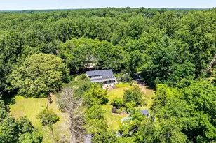 518 Goldsmith Ln, Great Falls, VA 22066 - Photo 3