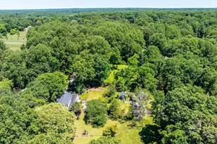 518 Goldsmith Ln, Great Falls, VA 22066 - Photo 7