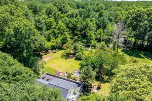 518 Goldsmith Ln, Great Falls, VA 22066 - Photo 5