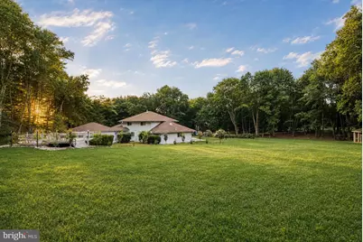 11208 Georgetown Pike, Great Falls, VA 22066 - Photo 17