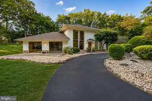 11208 Georgetown Pike, Great Falls, VA 22066 - Photo 1