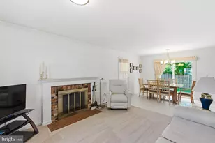 9385 Saddlemount Ct, Springfield, VA 22153 - Photo 25
