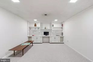 9385 Saddlemount Ct, Springfield, VA 22153 - Photo 43