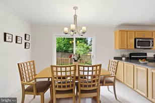9385 Saddlemount Ct, Springfield, VA 22153 - Photo 21