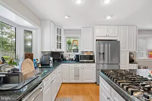 5231 Chowan Ave, Alexandria, VA 22312 - Photo 13