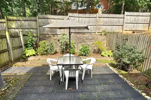 7603 Tiverton Dr, Springfield, VA 22152 - Photo 29