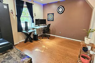 7603 Tiverton Dr, Springfield, VA 22152 - Photo 7