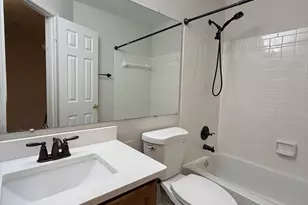 8442 Springfield Oaks Dr, Springfield, VA 22153 - Photo 19
