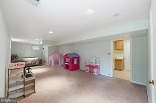 1919 Youngblood St, McLean, VA 22101 - Photo 29
