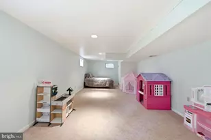 1919 Youngblood St, McLean, VA 22101 - Photo 33