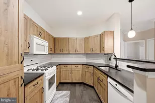 1701 Lake Shore Crest Dr, Reston, VA 20190 - Photo 19
