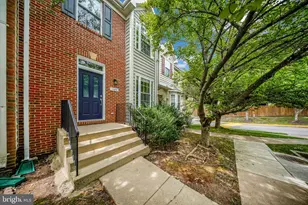 4604 Deerwatch Dr, Chantilly, VA 20151 - Photo 5