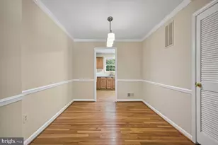 1510 Chatham Colony Ct, Reston, VA 20190 - Photo 5