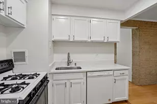 4345 Ivymount Ct, Annandale, VA 22003 - Photo 9
