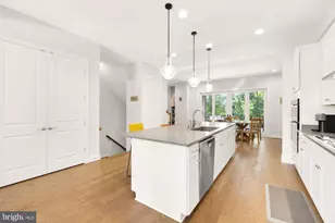 4505 Plateau Dr, Fairfax, VA 22030 - Photo 7