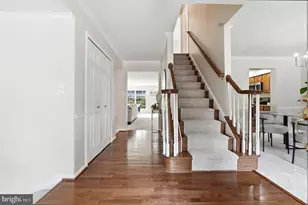 7362 Silver Pine Dr, Springfield, VA 22153 - Photo 3