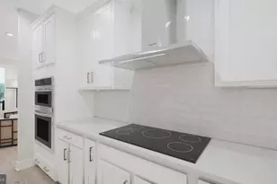 2718 River Birch Rd, Herndon, VA 20171 - Photo 11