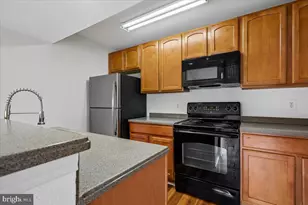 12161 Penderview Terrace, Fairfax, VA 22033 - Photo 7