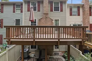 1563 Autumn Ridge Cir, Reston, VA 20194 - Photo 23
