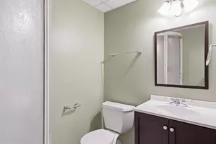 1563 Autumn Ridge Cir, Reston, VA 20194 - Photo 21