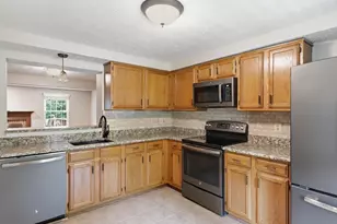 1563 Autumn Ridge Cir, Reston, VA 20194 - Photo 9