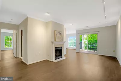 6990 Falls Reach Drive #301, Falls Church, VA 22043 - Photo 7